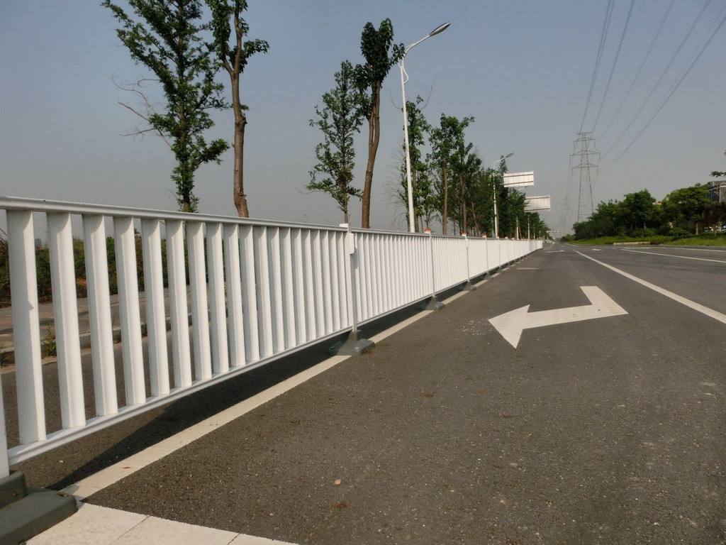 道路护栏